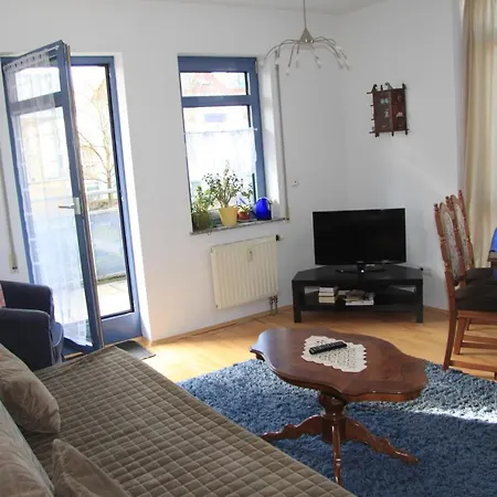 アパート Ferienwohnung Am Elbufer - A43764 ドレスデン